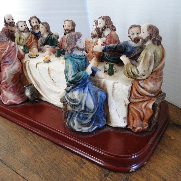 The Last Supper Detailed Hand Painted Resin - Picture 3 of 8